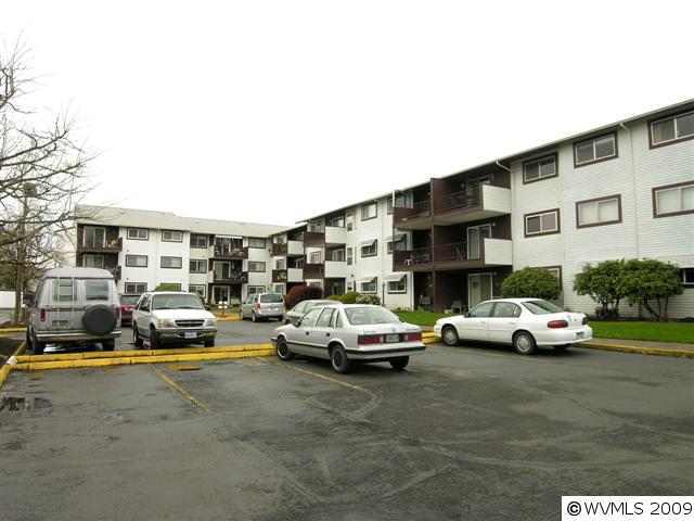 Property Photo:  950  Evergreen Rd #313  OR 97071 