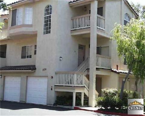 Property Photo:  5744 Oak Bend Ln 207  CA 91377 