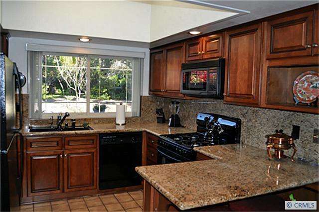 Property Photo:  472 Plaza Estival  CA 92672 