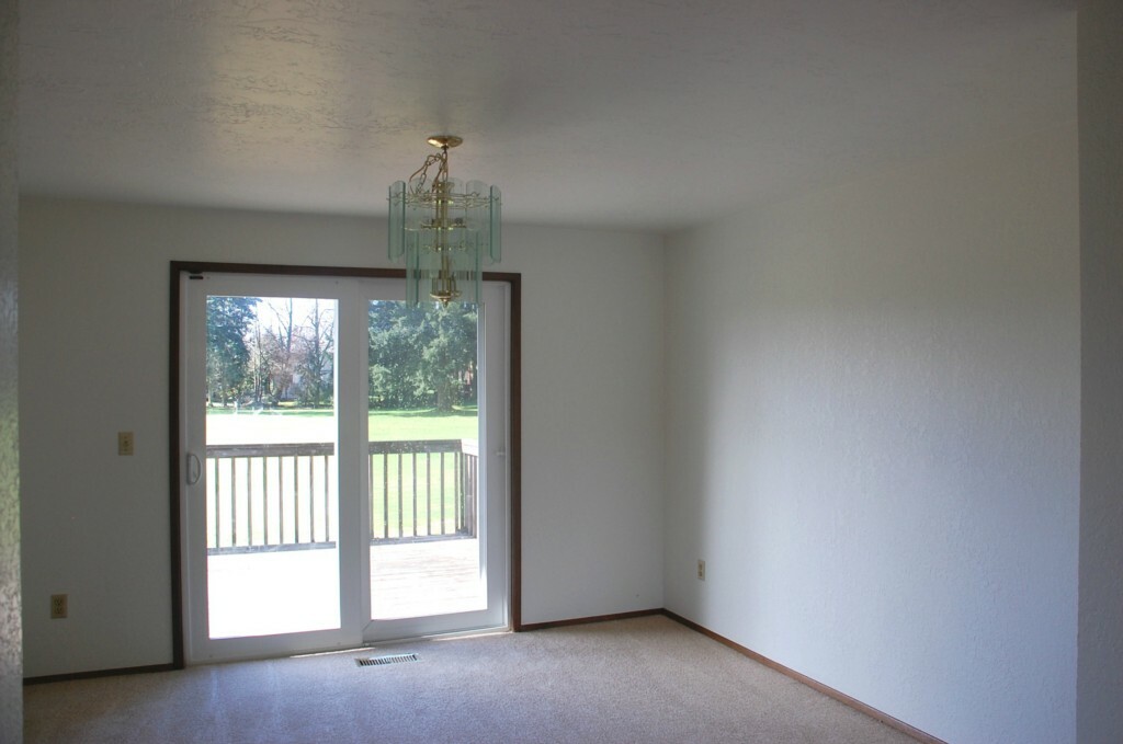 Property Photo: 940 N Frace St WA 98406