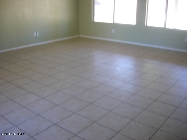 Property Photo:  6806 S 14th Place  AZ 85042 