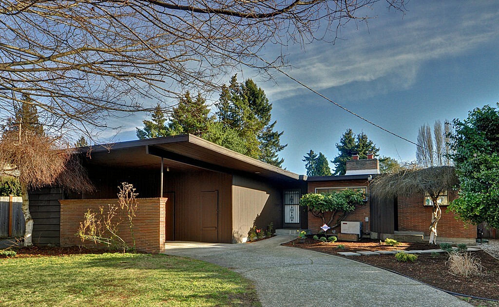 Property Photo: 7202 Seward Park Ave S WA 98118