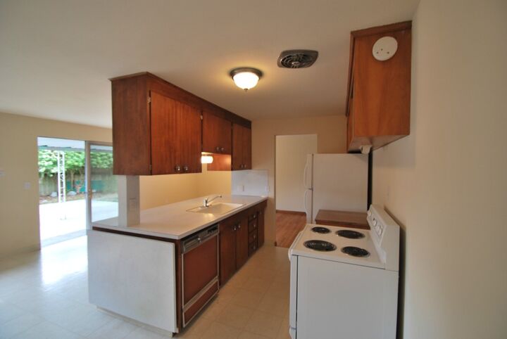 Property Photo:  811 NW 107th Street  WA 98177 