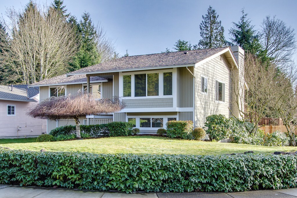 Property Photo:  17401 NE 138th St  WA 98052 