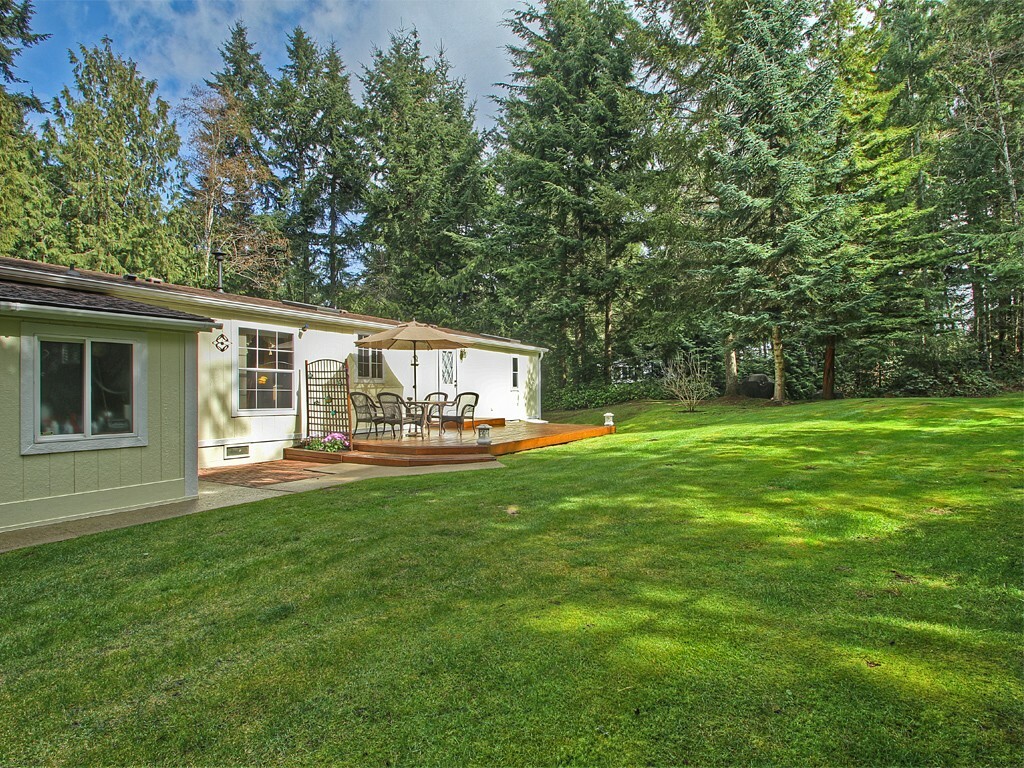 Property Photo:  309 NE Whimbrel Ct  WA 98370 