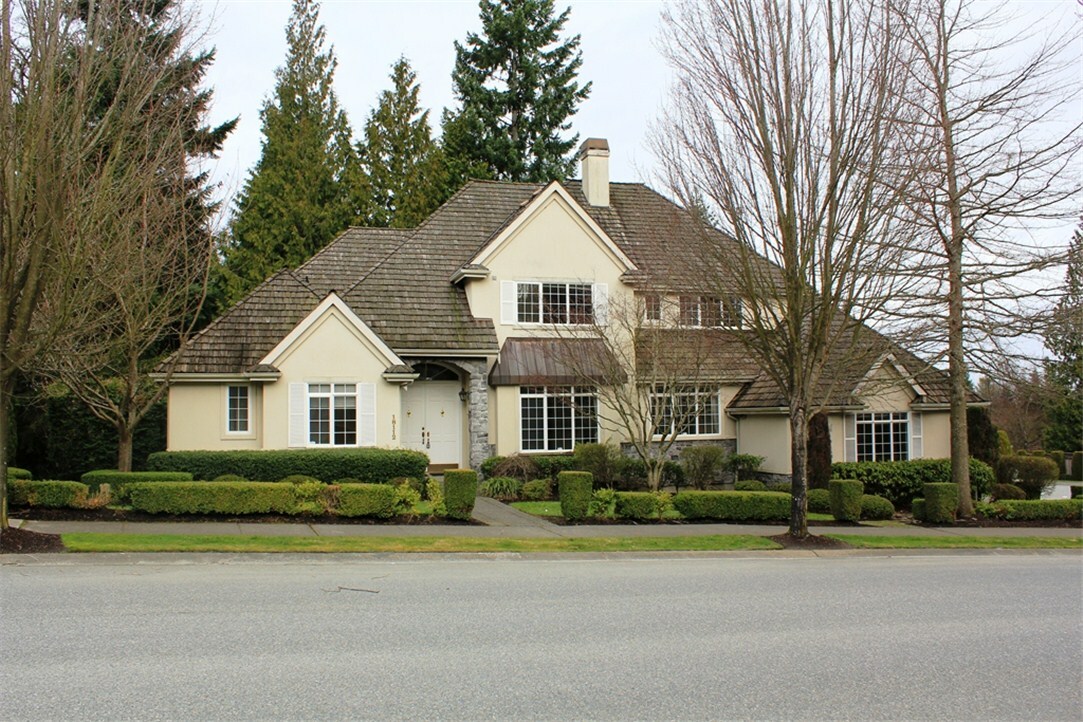 18112 NW Montreux Dr  Issaquah WA 98027 photo