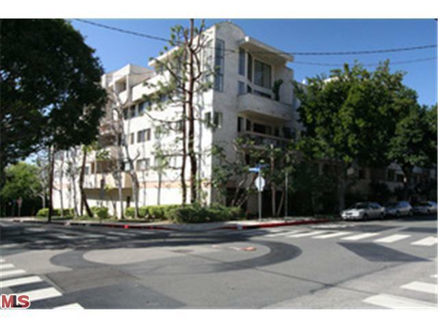 Property Photo:  9000 Cynthia St 312  CA 90069 