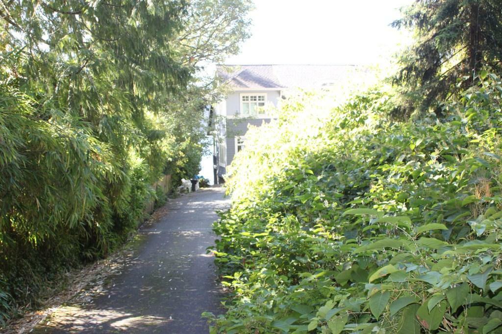 Property Photo:  13841 62nd Ave NE  WA 98034 