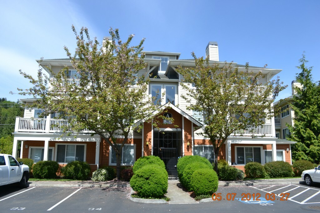 Property Photo: 564 225th Lane NE A103 WA 98074