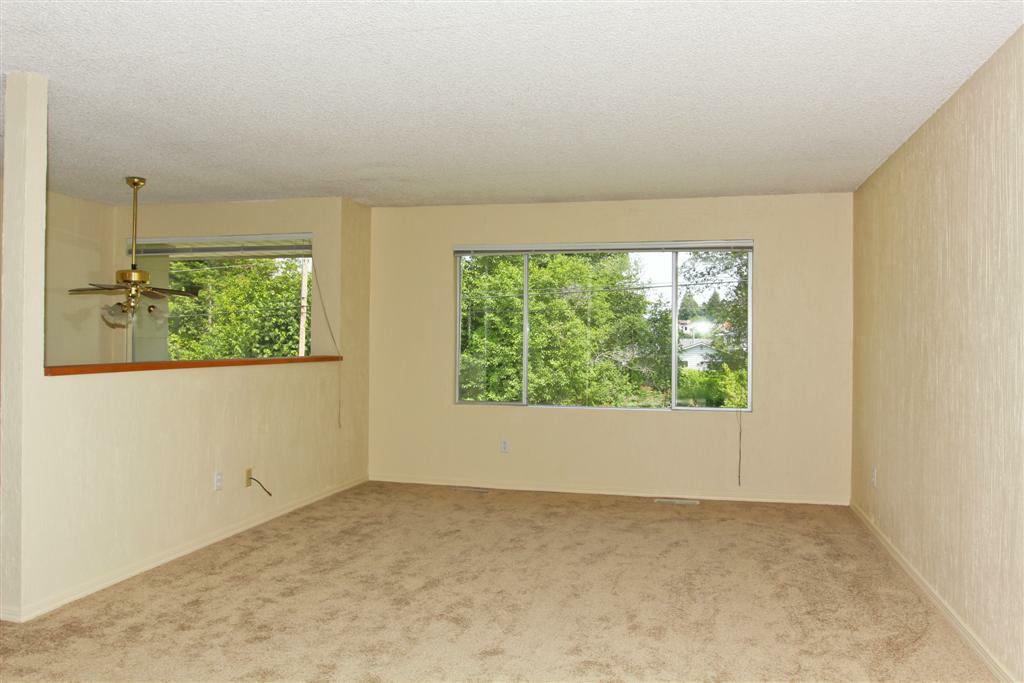 Property Photo:  3808 Commercial Ave  WA 98221 