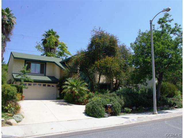 Property Photo: 759 Hacienda Drive CA 92507