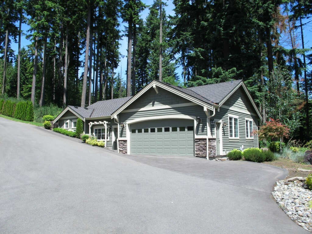 Property Photo: 23111 3rd Ave SE WA 98021