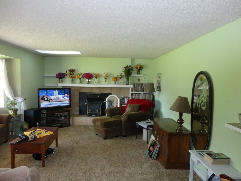 Property Photo:  201 E 2nd St  WA 98247 