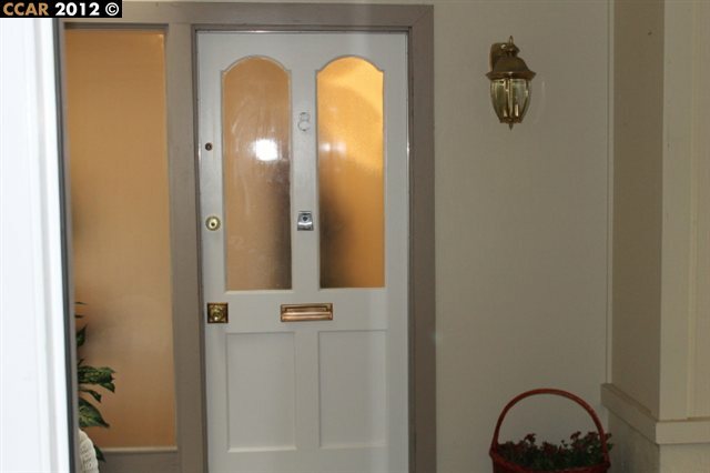 Property Photo: 2800 Tice Creek Dr 8 CA 94595-3203