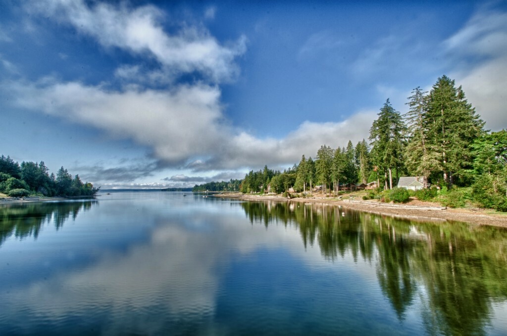 Property Photo: 4360 E Grapeview Loop Rd WA 98546