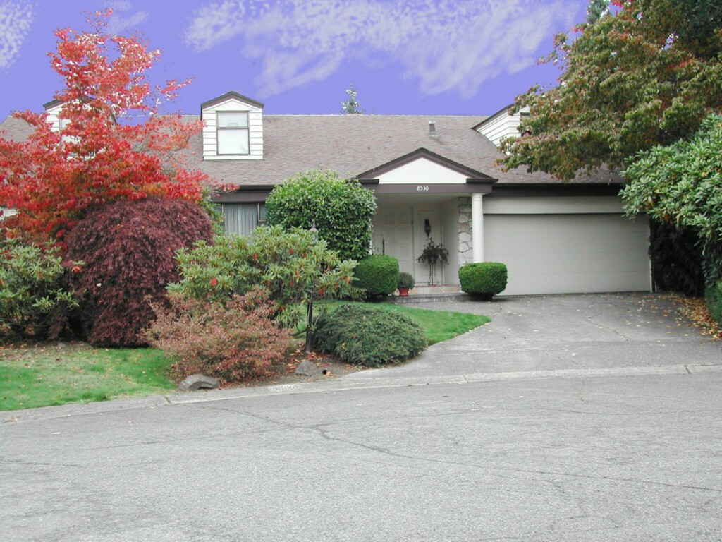 Property Photo:  8530 SE 72nd St  WA 98040 