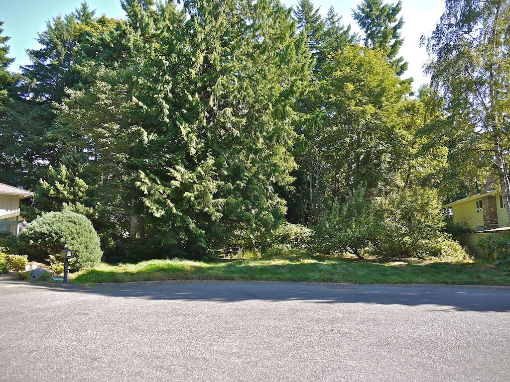 Property Photo: 52xx 90th Ave SE WA 98040
