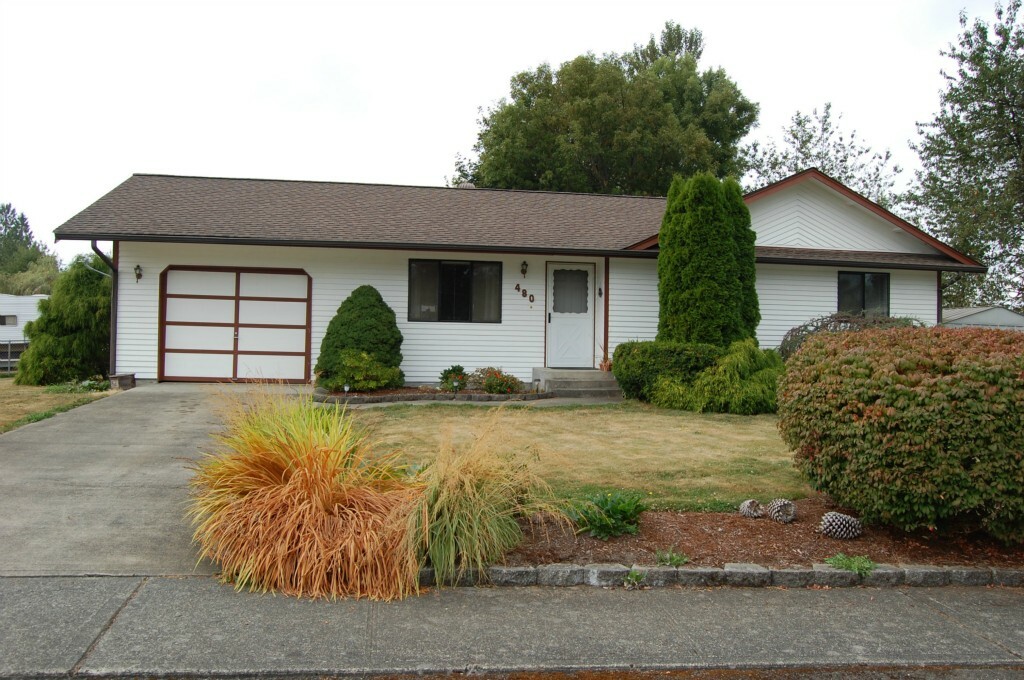 Property Photo:  480 Rosewood Dr  WA 98321 