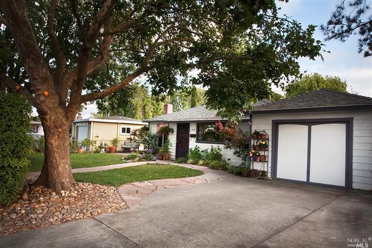 Property Photo: 412 South McDowell Boulevard CA 94954