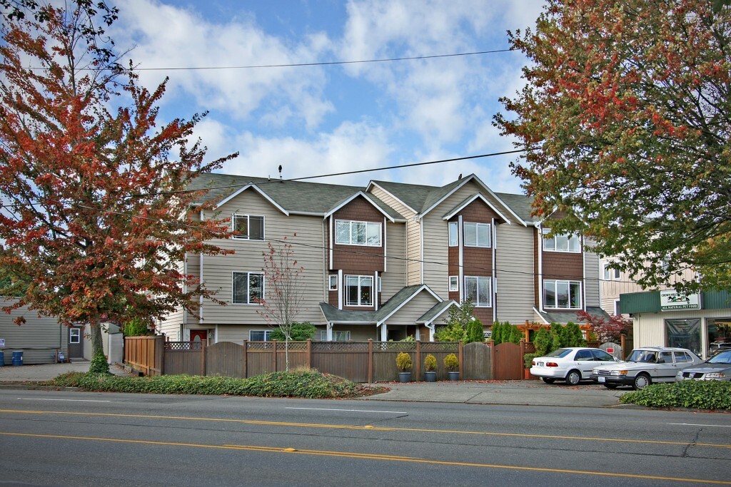 Property Photo:  9040 Mary Ave N A  WA 98117 