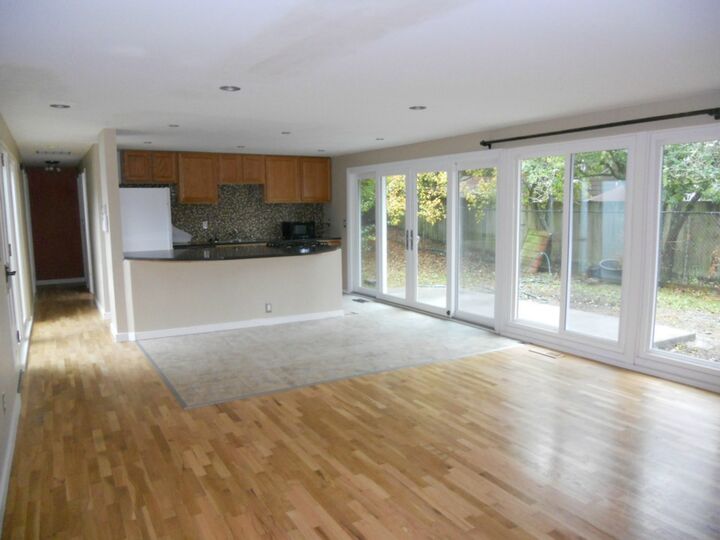 Property Photo:  12411 NE 109 Place  WA 98033 