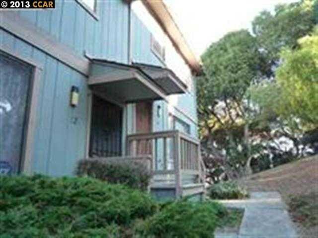 34 Parkview Ter  San Pablo CA 94806-4137 photo