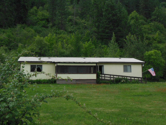 Property Photo:  1312 Highway 25 N  WA 99151 