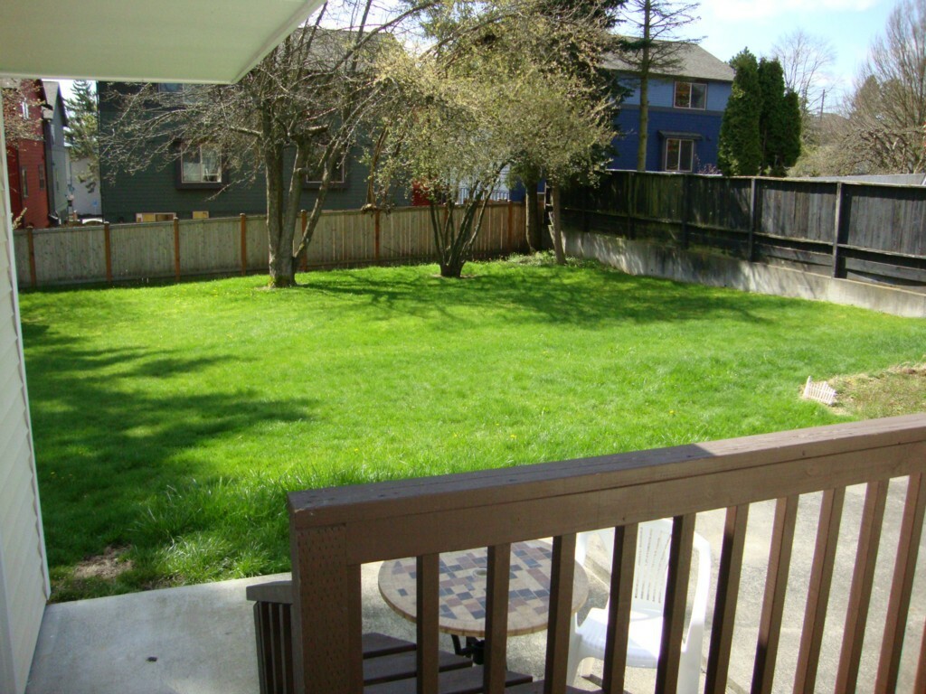 Property Photo:  2139 N 114th St  WA 98133 