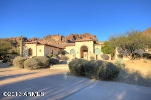 Property Photo:  4902 E Palomino Road  AZ 85018 