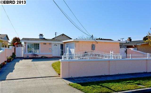 Property Photo:  2140 Florida St  CA 94545-4626 