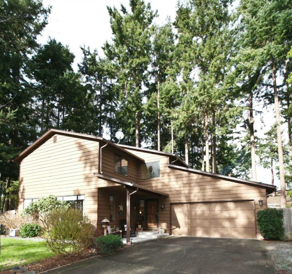 Property Photo:  2119 Fireside Lane  WA 98277 