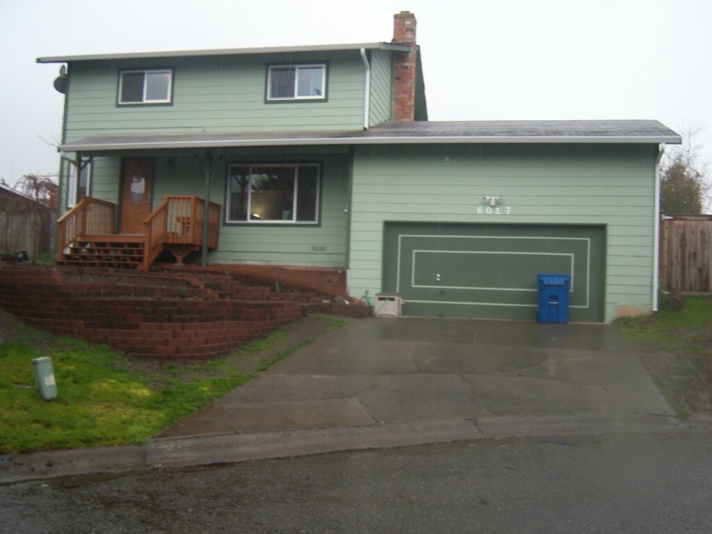 Property Photo:  6017 S 292nd Place  WA 98001 