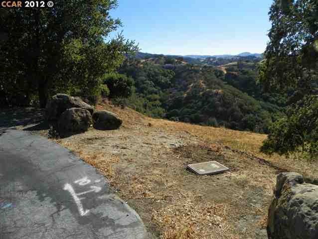 Property Photo: 200 Sydney Drive CA 94507