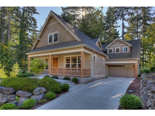 10298 NE Garibaldi Lp  Bainbridge Island WA 98110 photo