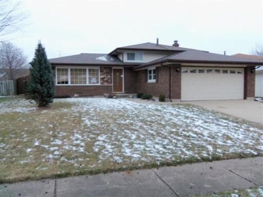 Property Photo:  