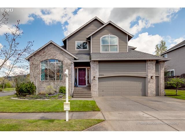 Property Photo: 10806 SE Oregold Ct OR 97086
