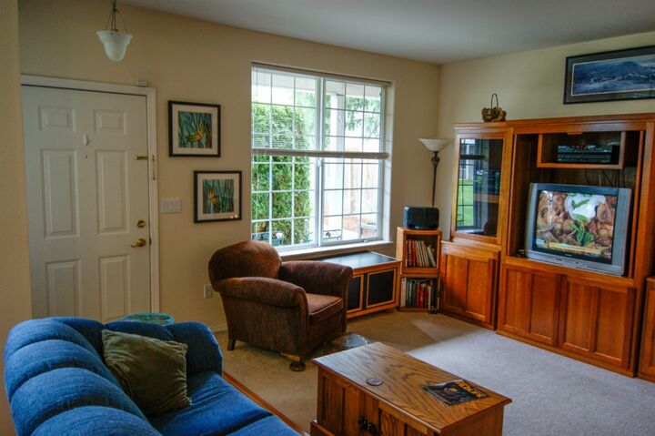 Property Photo: 1002 9th Ave SE F102 WA 98372