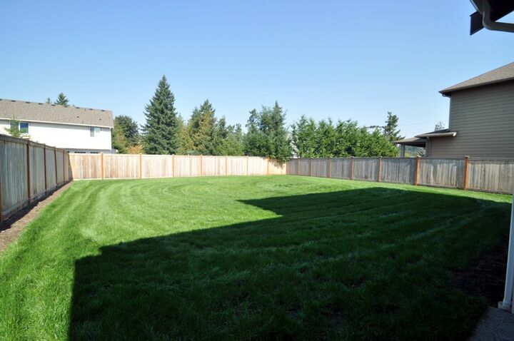 Property Photo: 18111 114th St E WA 98391