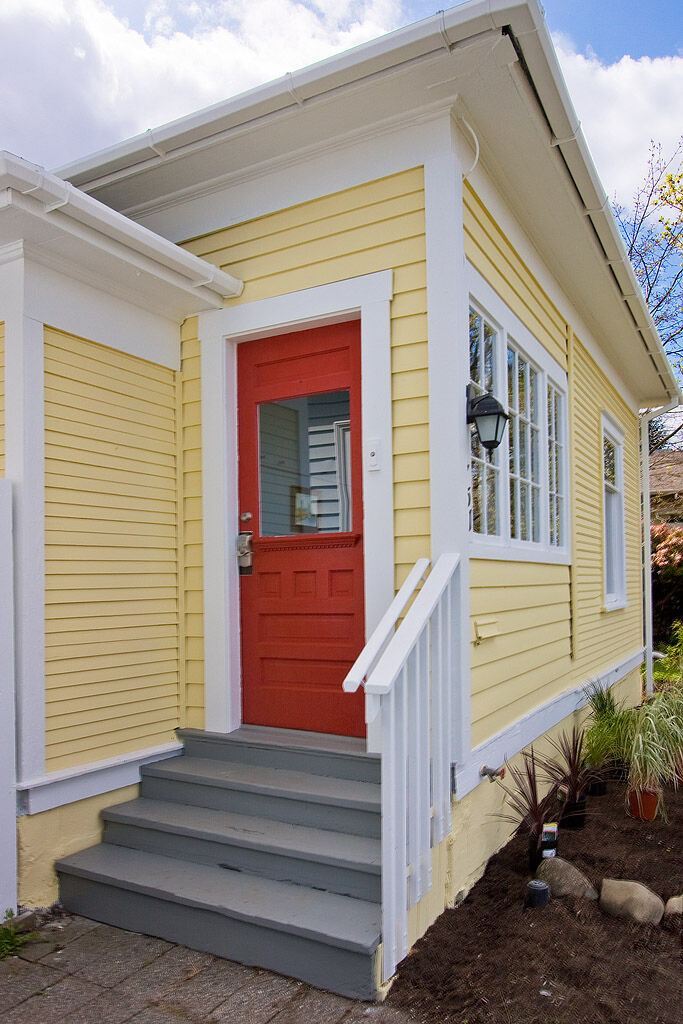 Property Photo: 751 N 83rd Street WA 98103