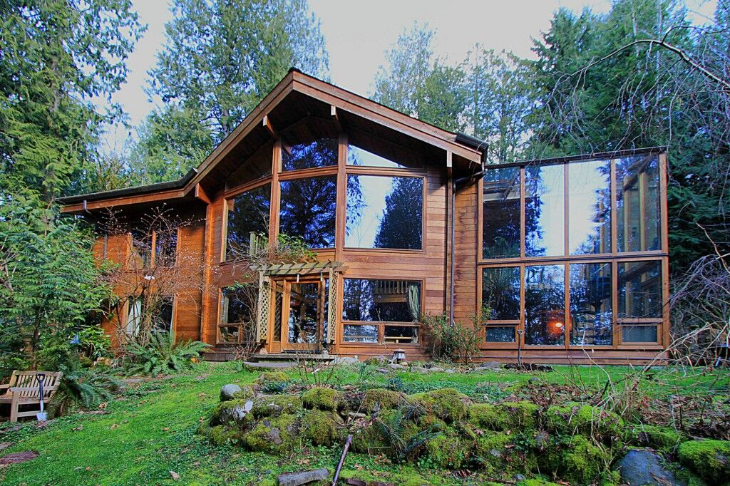 Property Photo:  5401  Lake Langlois Road NE  WA 98014 