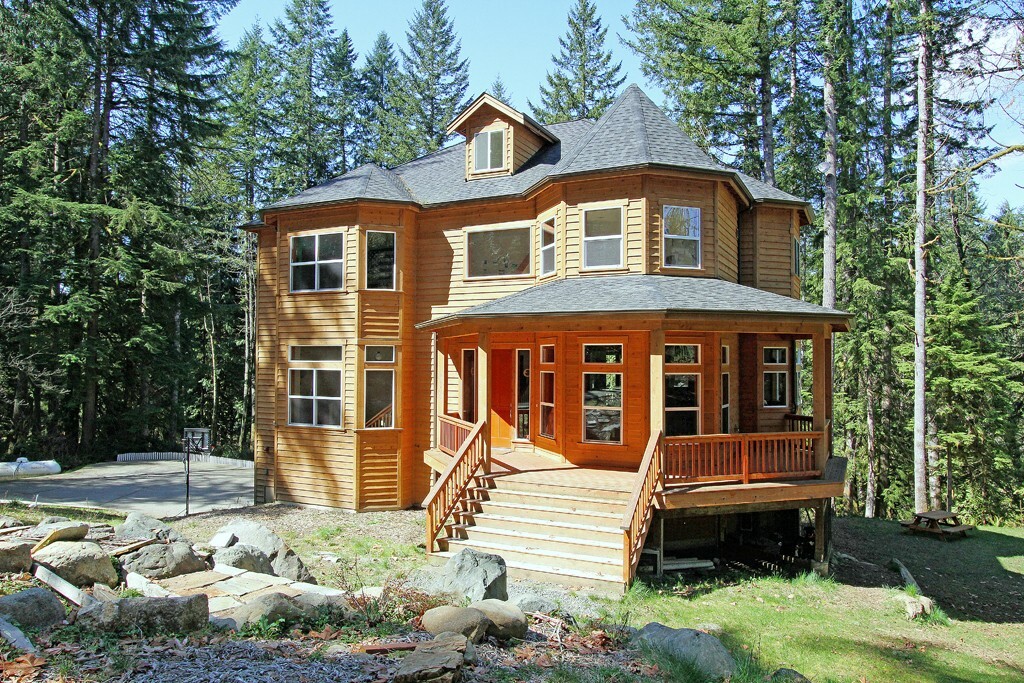 Property Photo:  41710 SE 66 St  WA 98065 