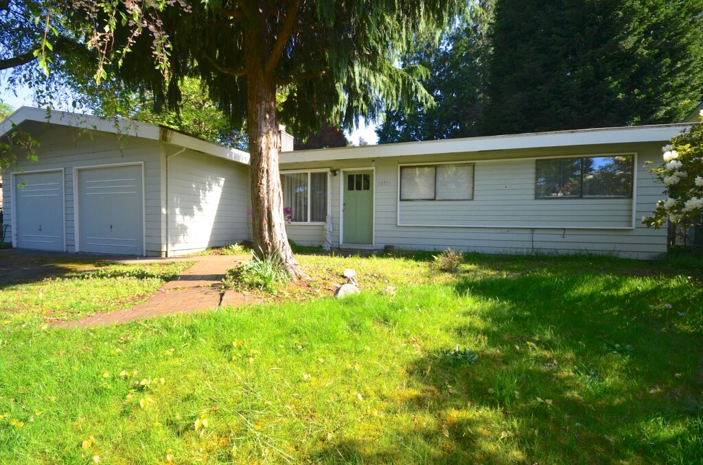 Property Photo: 16731 NE 20th St WA 98008