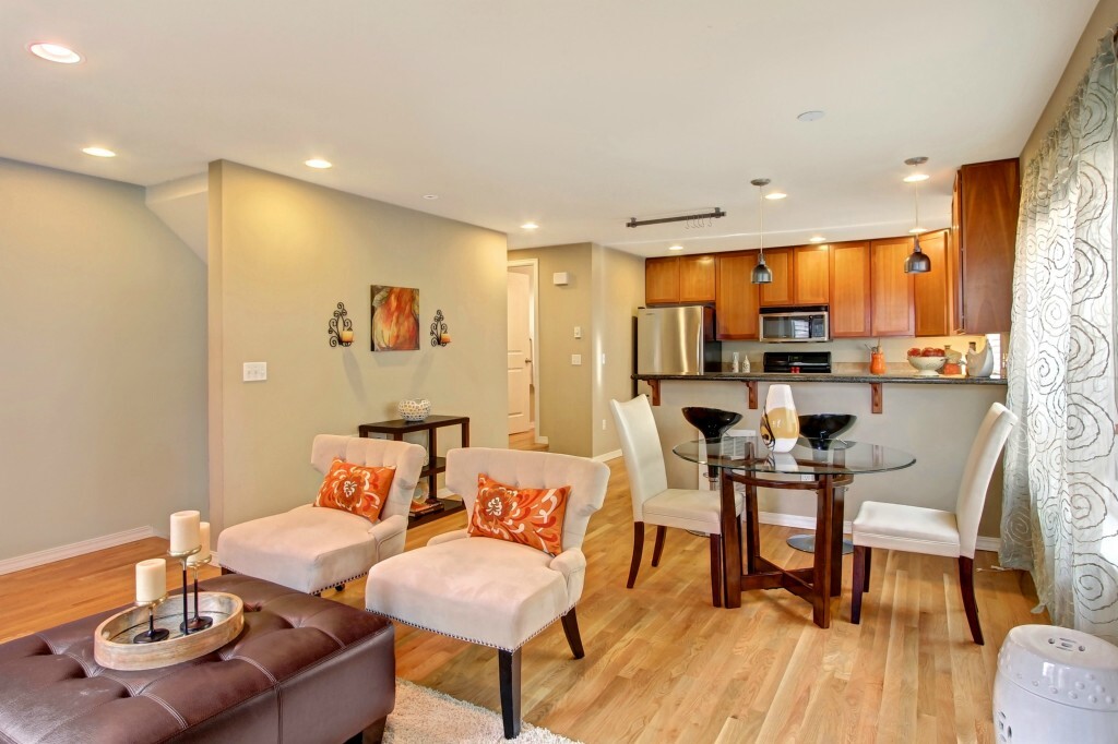Property Photo: 8505 Stone Av Ct N WA 98103