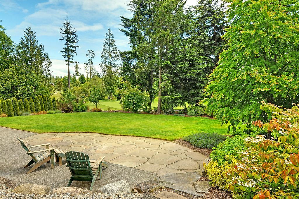 Property Photo:  972 Isaac Ave NE  WA 98110 