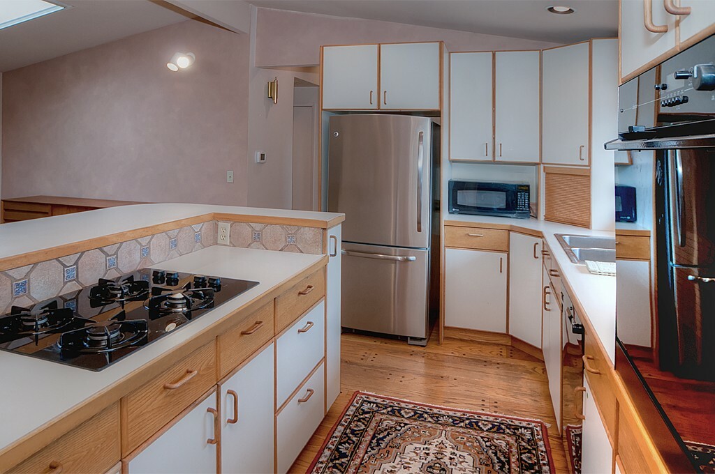 Property Photo: 2404 128th Ave SE WA 98005