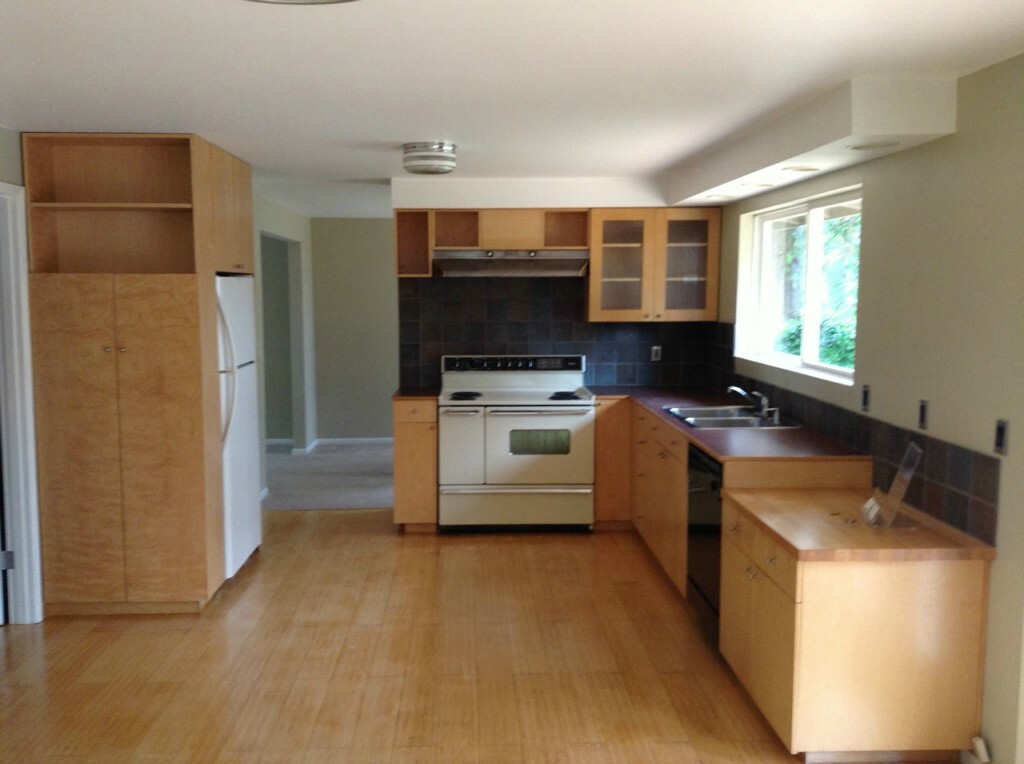 Property Photo:  7839 116th Ave SE  WA 98056 