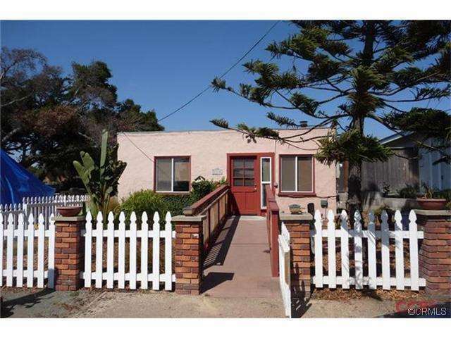 Property Photo:  2068 Ferrell Avenue  CA 93402 