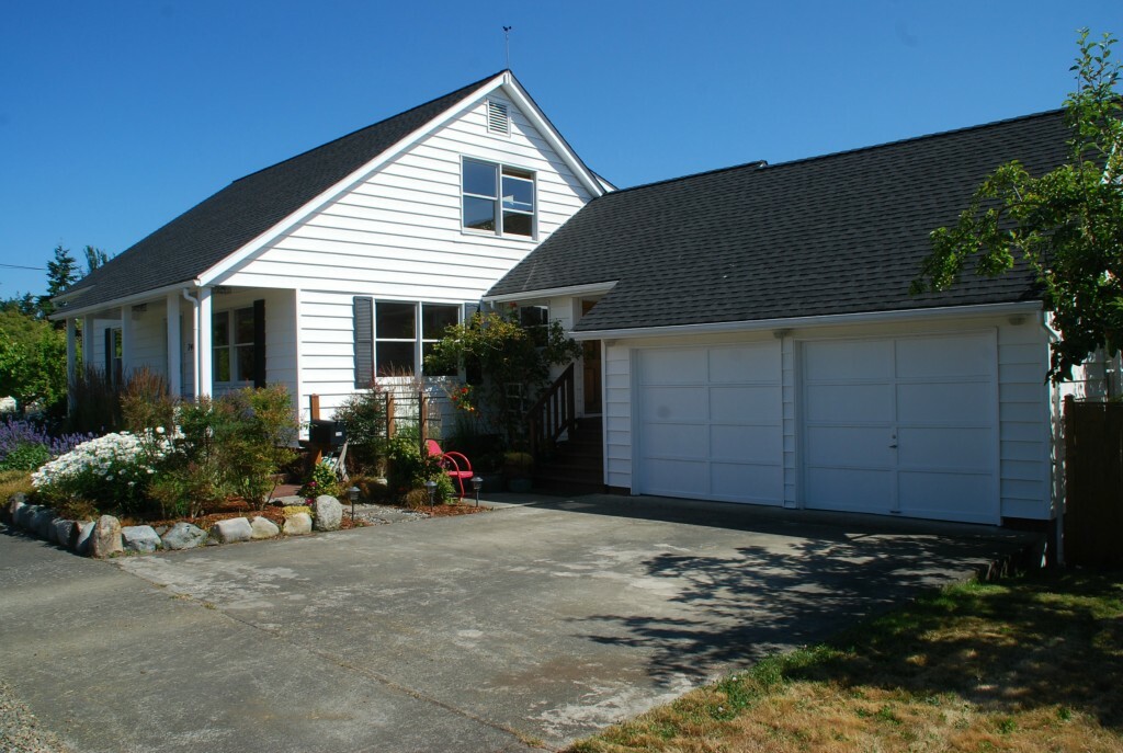 Property Photo:  740 Quincy St  WA 98368 