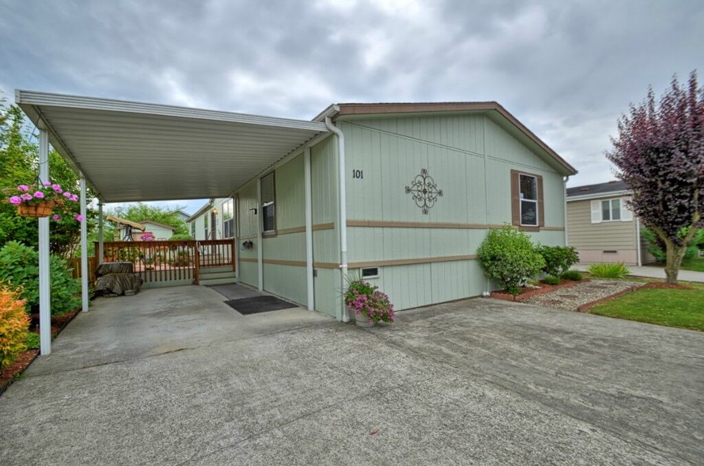 Property Photo: 5711 100th St NE 101 WA 98270