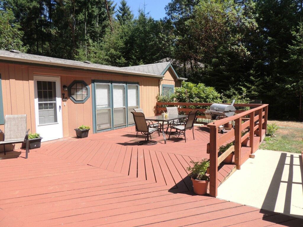 Property Photo: 1083 Manito Drive Fi WA 98333
